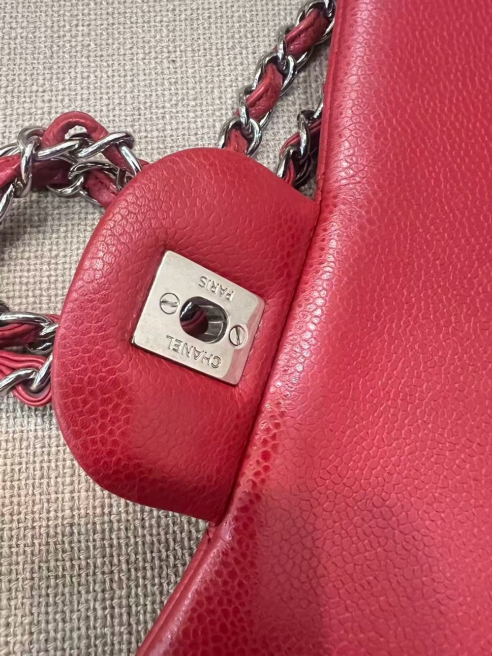 Chanel Caviar Quilted Jumbo Double Flap Red - Picture 13 of 16